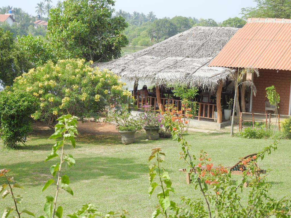 Eagles Nest Cabanas Tangalle Exterior foto